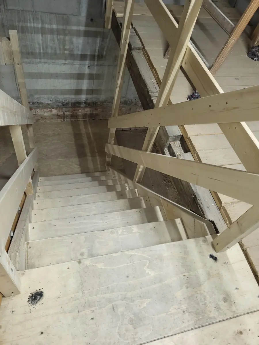 Innenausbau & einfache Treppen Projekt